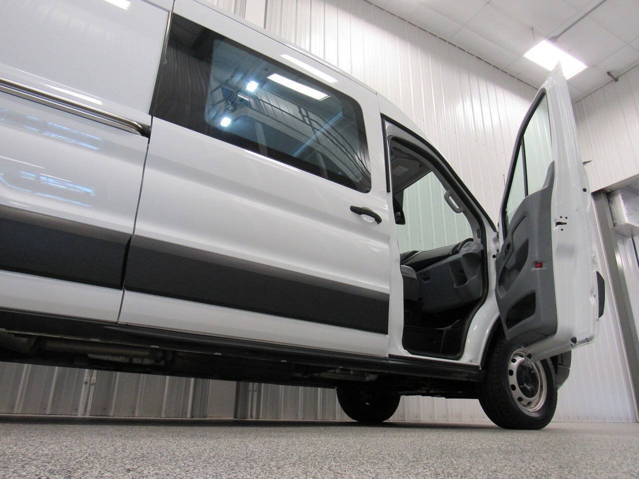 Used 2019 Ford Transit 350 148 Medium Roof RWD image 24