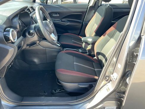 Certified 2025 Nissan Versa SR w/ Trunk Package image 17