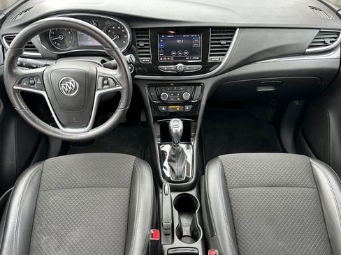 Used 2022 Buick Encore Preferred w/ Safety Package image 25