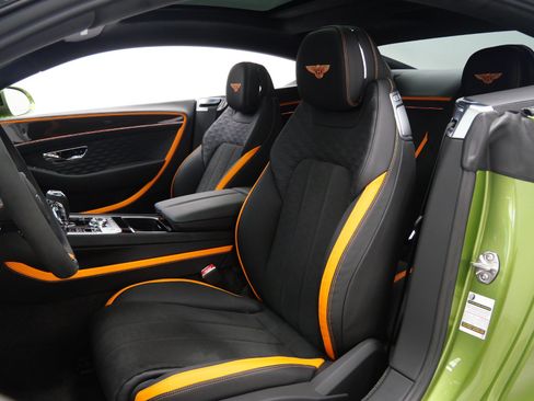 Used 2025 Bentley Continental GT Speed AWD/4WD image 23