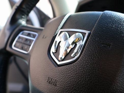 Used 2018 RAM 1500 Big Horn image 25