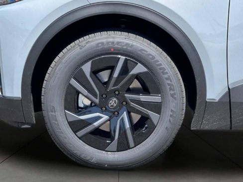 New 2026 Toyota C-HR AWD/4WD image 33