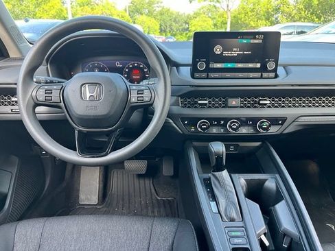 Used 2023 Honda Accord EX image 8