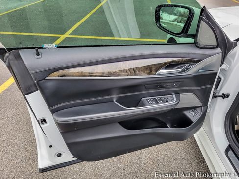 Used 2019 BMW 640i Gran Turismo xDrive 640 Gran Turismo i xDrive w/ Luxury Seating Package image 25