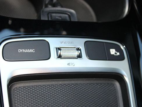 New 2026 Mercedes-Benz GLB 250 4MATIC image 27