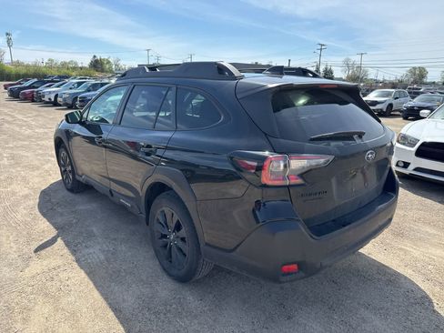 Used 2024 Subaru Outback Onyx Edition AWD/4WD image 2