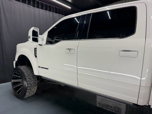 Used 2020 Ford F250 Platinum image 7
