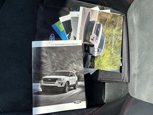 Used 2019 Ford Explorer XLT w/ Equipment Group 202A FWD image 26