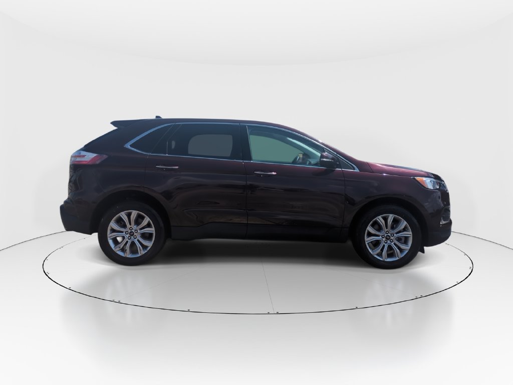 Used 2024 Ford Edge Titanium AWD/4WD image 9