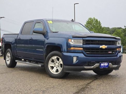 Used 2018 Chevrolet Silverado 1500 LT w/ All Star Edition AWD/4WD image 2