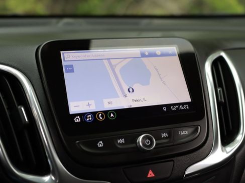 Used 2020 Chevrolet Equinox LT FWD image 14