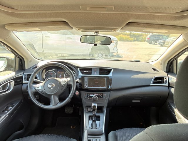 Used 2019 Nissan Sentra SV w/ Special Edition Package FWD image 13