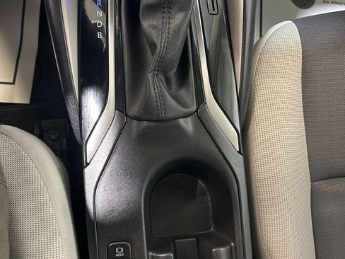 Used 2024 Toyota Corolla LE image 29