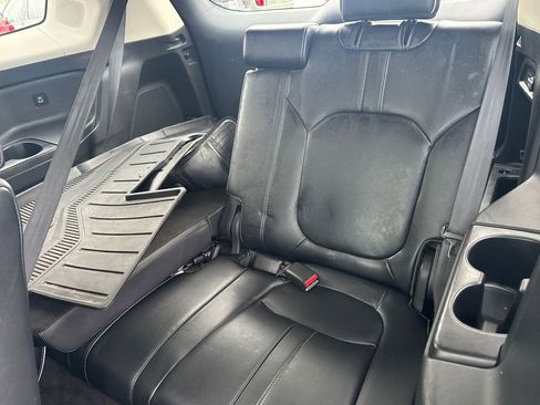 Used 2023 Honda Pilot Elite image 18