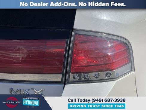 Used 2010 Lincoln MKX 2WD image 9