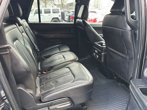 Used 2021 Ford Expedition Max Limited image 15
