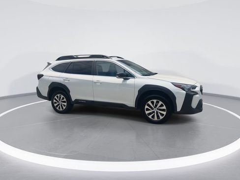 Certified 2024 Subaru Outback Premium AWD/4WD image 9