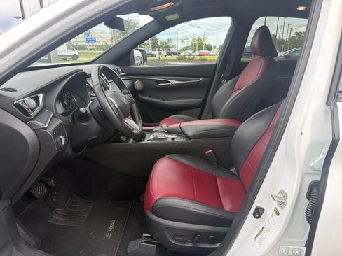 Used 2023 INFINITI QX50 Sport AWD/4WD image 9
