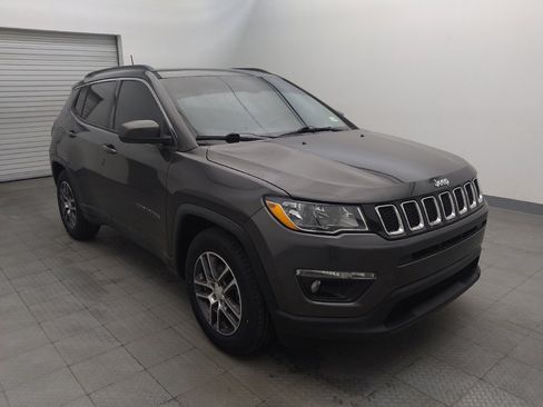 Used 2018 Jeep Compass Latitude w/ Popular Equipment Group FWD image 13