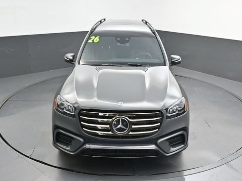 Used 2026 Mercedes-Benz GLS 450 4MATIC image 40