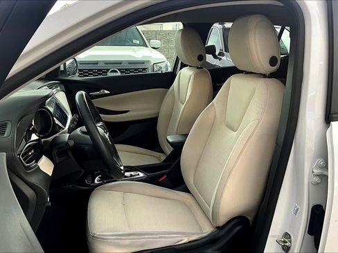 Used 2021 Buick Encore GX Preferred image 7