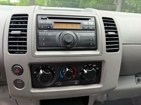 Used 2011 Nissan Frontier S w/ S Preferred Pkg RWD image 21