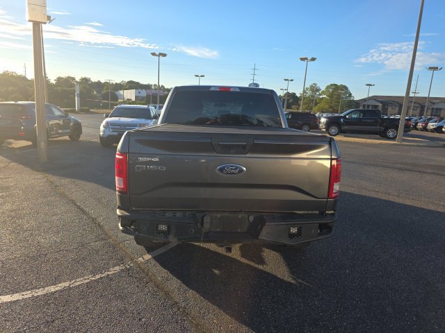 Used 2017 Ford F150 XLT w/ Equipment Group 302A Luxury RWD image 4