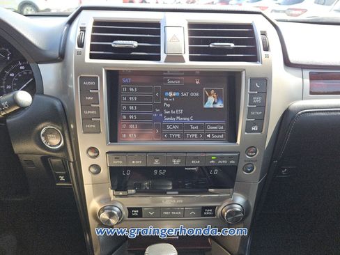 Used 2015 Lexus GX 460 w/ Premium Package AWD/4WD image 15