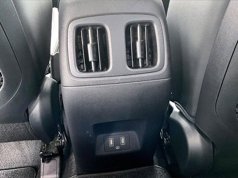 Used 2023 Hyundai Santa Cruz Limited image 12