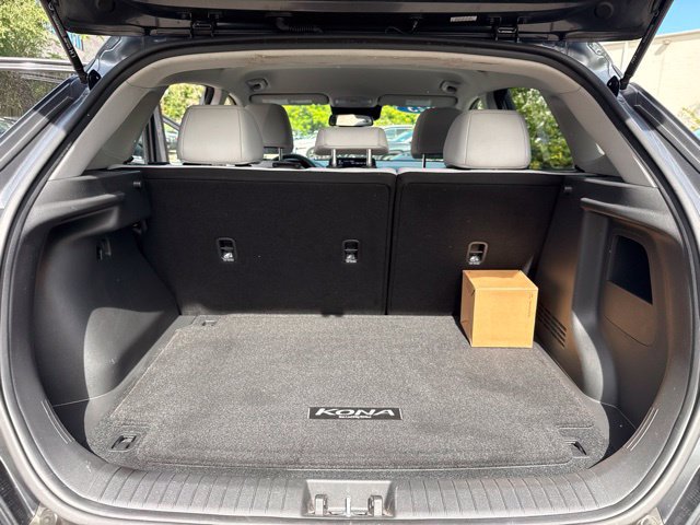 Used 2023 Hyundai Kona SEL AWD/4WD image 32