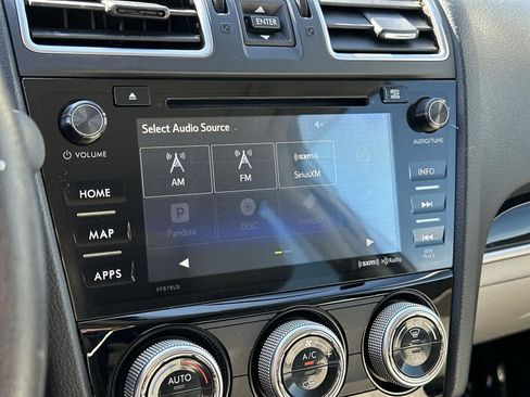 Used 2017 Subaru Forester 2.5i Limited image 16