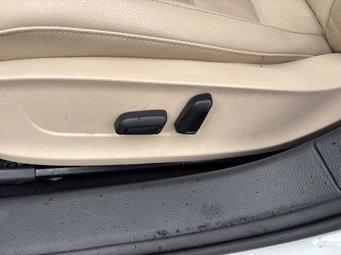 Used 2017 Volkswagen Jetta SEL FWD image 23
