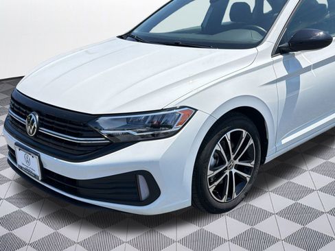 Certified 2024 Volkswagen Jetta Sport FWD image 20