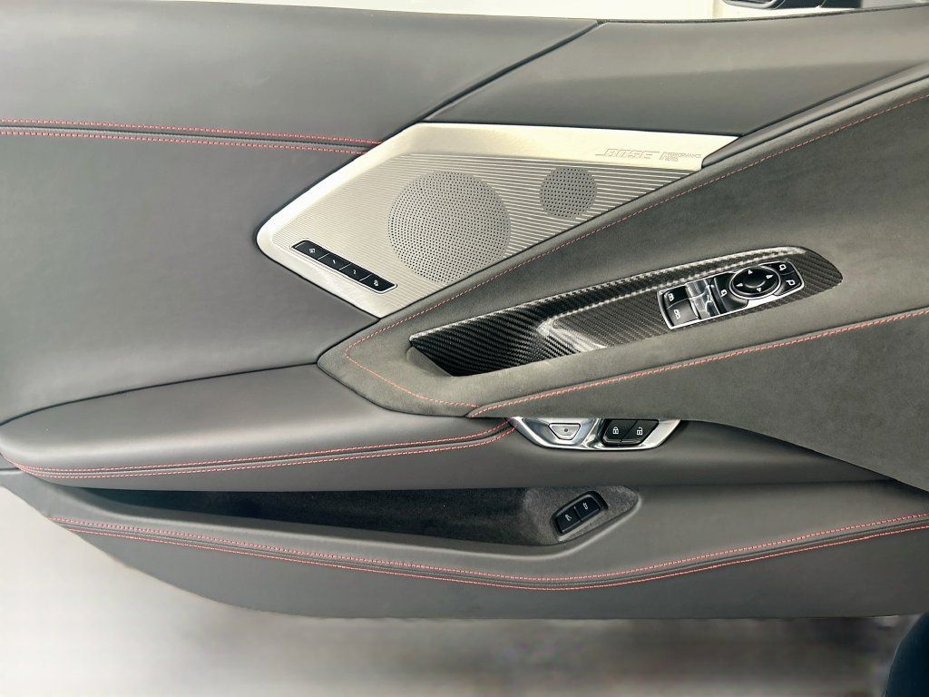 Used 2021 Chevrolet Corvette Stingray Premium Cpe w/ Z51 Performance Package RWD image 19