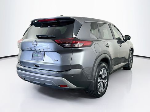 Used 2023 Nissan Rogue SV FWD image 9