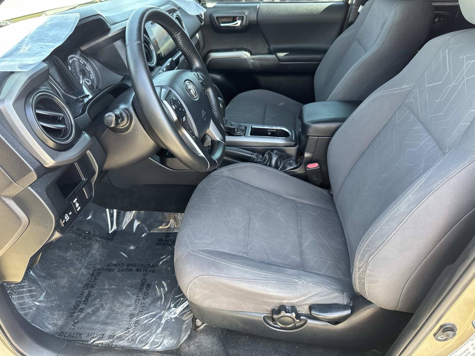 Used 2016 Toyota Tacoma TRD Off-Road w/ Towing Package RWD image 23