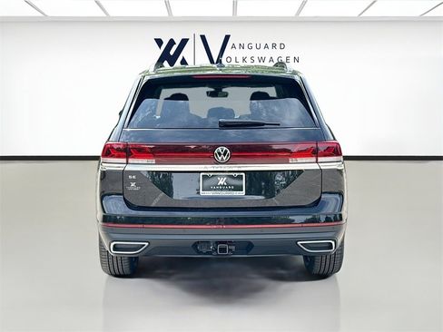 New 2025 Volkswagen Atlas SE image 6