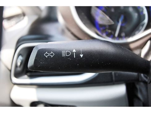 Used 2018 Chrysler Pacifica Touring Plus image 21