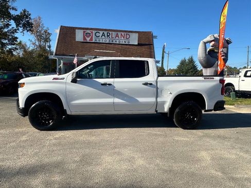 Used 2019 Chevrolet Silverado 1500 Custom Trail Boss w/ Custom Convenience Package image 2