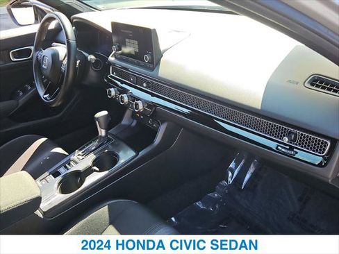 Used 2024 Honda Civic Sport image 25