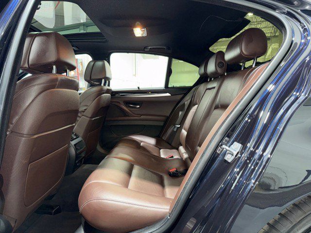 Used 2015 BMW 550i Sedan RWD image 51