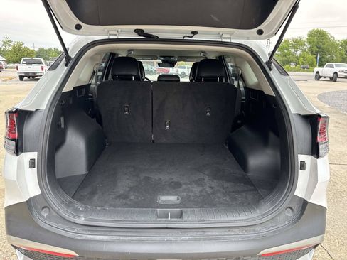 Used 2023 Kia Sportage EX FWD image 8
