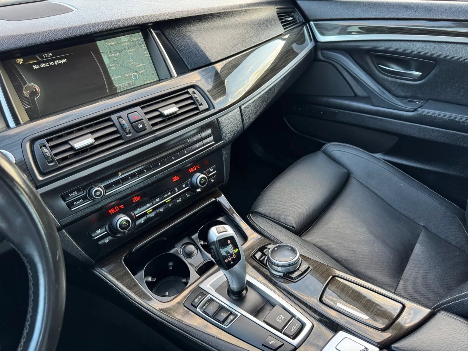 Used 2014 BMW 535d Sedan RWD image 31