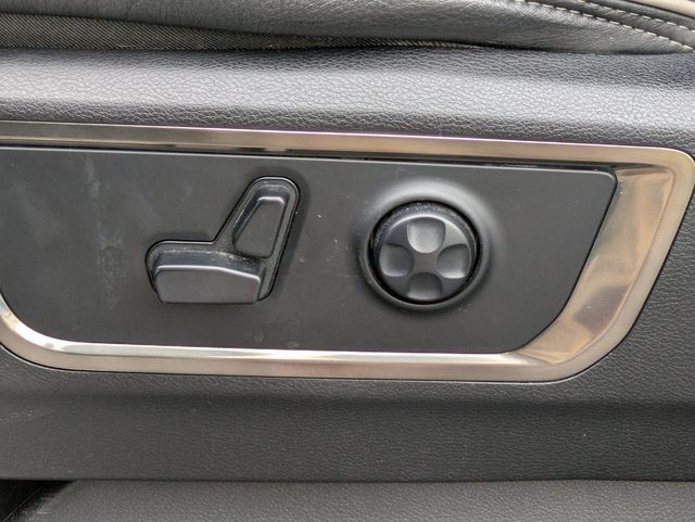 Certified 2020 RAM 1500 Limited w/ Black Appearance Package AWD/4WD image 18