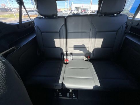 Certified 2025 GMC Yukon XL Denali w/ Sun & Power Step Package image 13