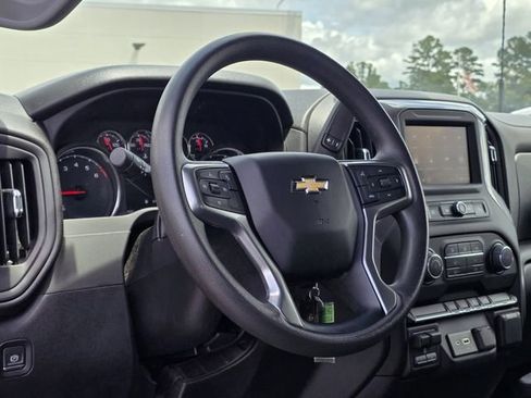 Used 2023 Chevrolet Silverado 2500 Custom w/ Custom Value Package AWD/4WD image 22