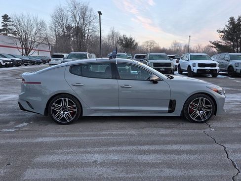 Used 2022 Kia Stinger GT1 w/ Red Interior Color Package image 9