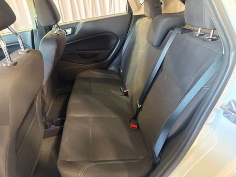 Used 2016 Ford Fiesta SE FWD image 16