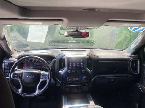 Used 2019 Chevrolet Silverado 1500 LT Trail Boss AWD/4WD image 19