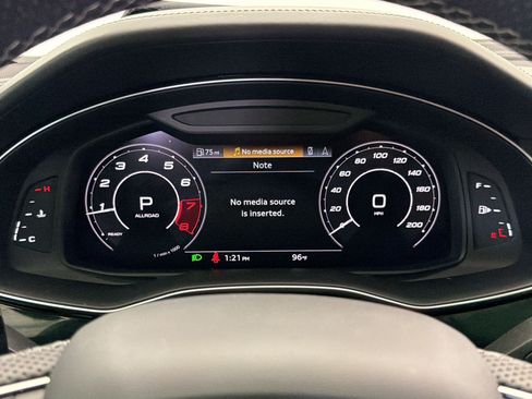 Used 2022 Audi RS Q8 AWD/4WD image 20